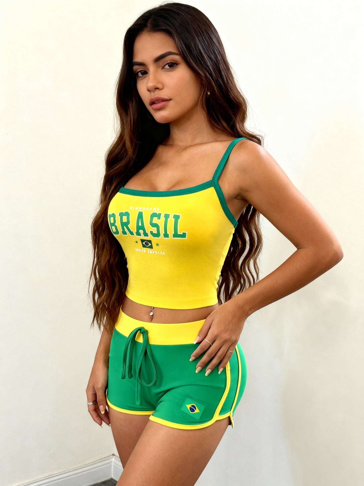 Conjunto de regata e shorts com bandeira brasileira feminino 69
