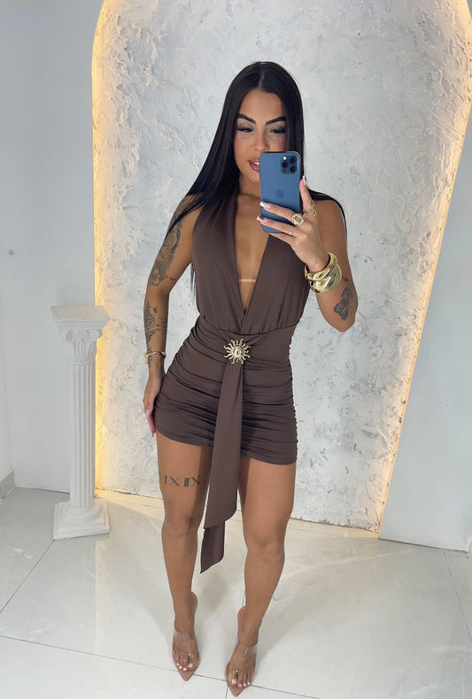 Vestido Solari Curto, Drapeado. Costas Nua, Frente Única 448