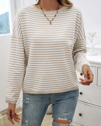 Camiseta Feminina de Manga Longa com Decote Redondo, Ombros Caídos e Listras 181