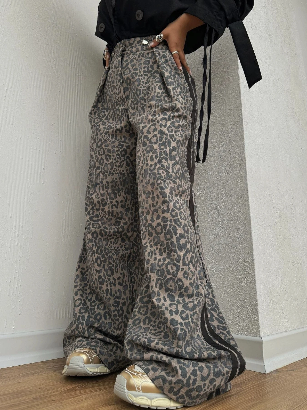 Leopard print high waist pants