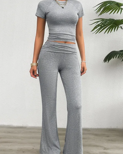 Conjunto de 2 peças Camisa T de Manga Curta Casual e Calça de Perna Dobrada na Cintura em para Mulheres 148