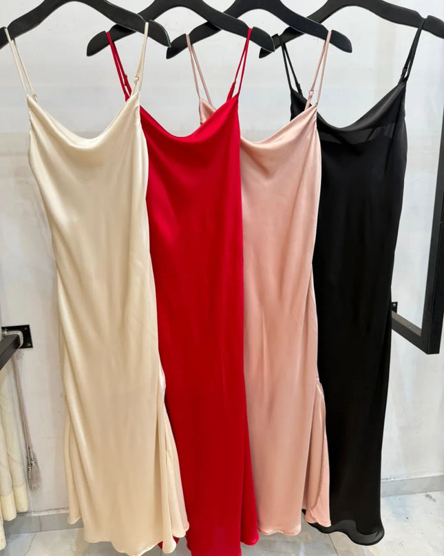 Vestido longo de baile de cetim 48