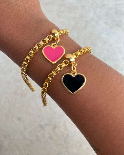 Pulseira com pingente de coração de resina 73