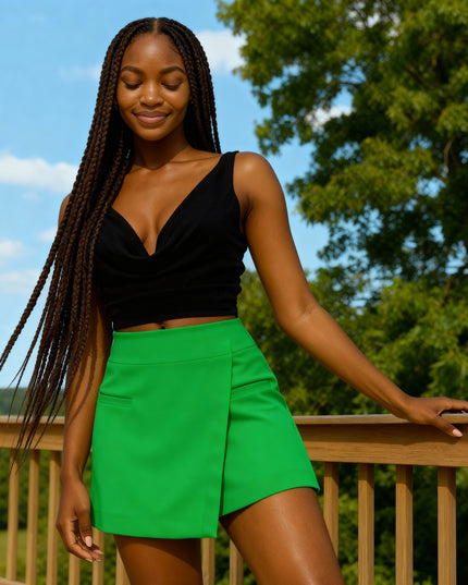 Saia curta envolvente assimétrica em camadas 31