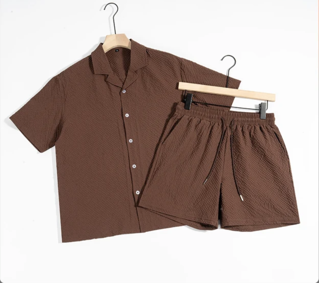 2-Piece Set: Textured Shirt and Loose-Fit Shorts