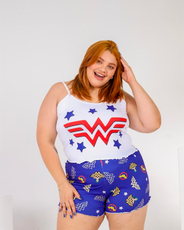 Conjunto de Pijama Camiseta e Shorts Brancos com Estampa de estrelas para Mulheres Plus Size 604