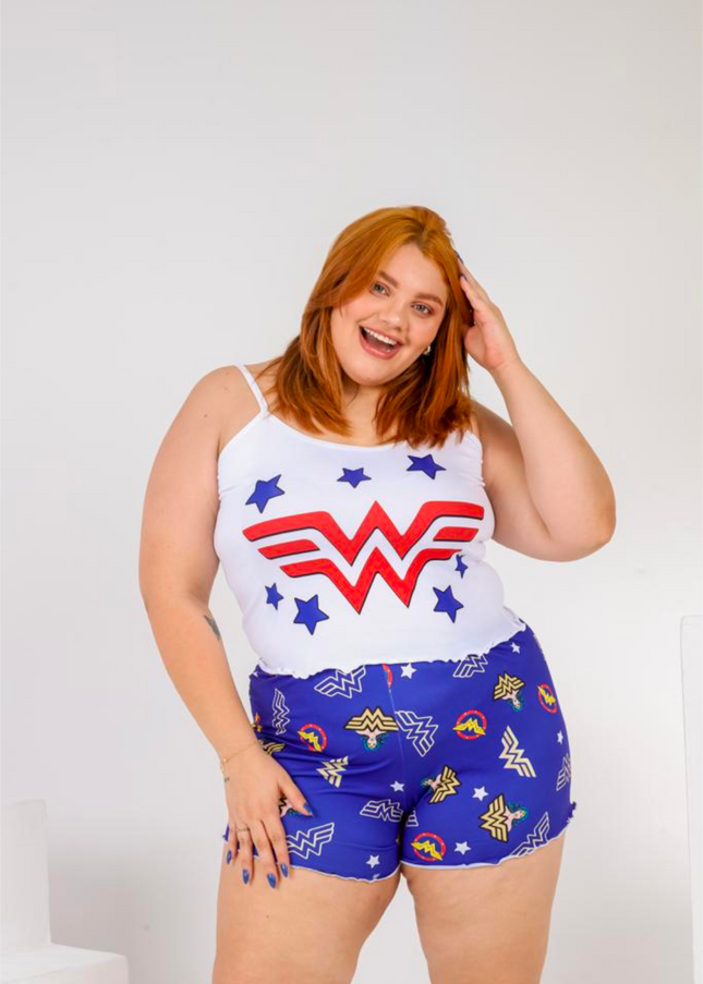 Conjunto de Pijama Camiseta e Shorts Brancos com Estampa de estrelas para Mulheres Plus Size 604