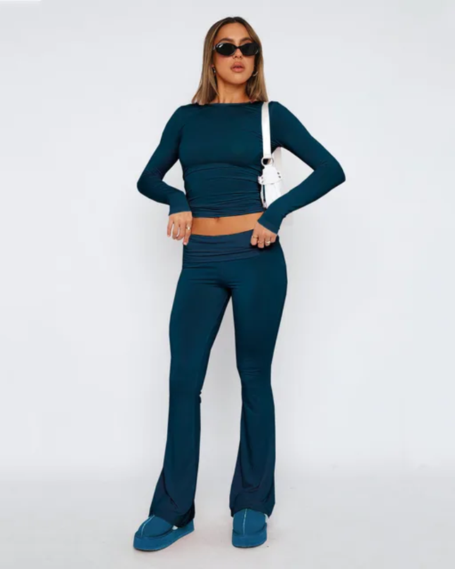 Conjunto Esportivo de Malha Slim Fit de Cor Sólida com Top de Manga Longa e Calça Flare 144