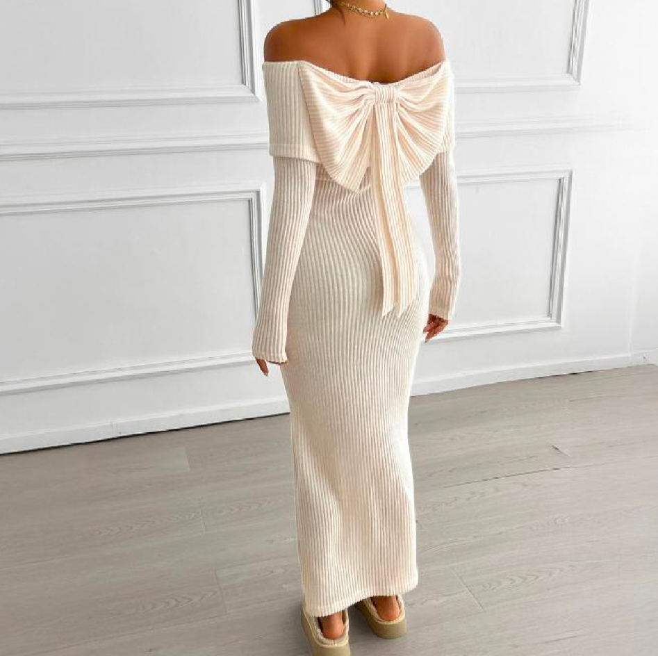 Vestido Tubinho com Ombro Caído, Manga Longa com Decoração de Laço nas Costas 132