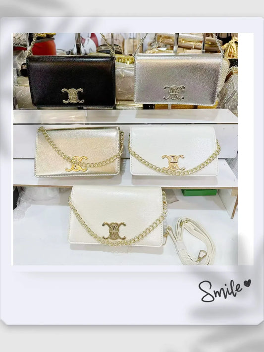 Bolsa de ombro com corrente dourada simples e elegante CC decoração de metal de alta qualidade 336