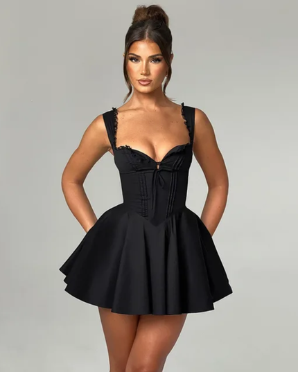 Vestido curto de balé com camisola 01